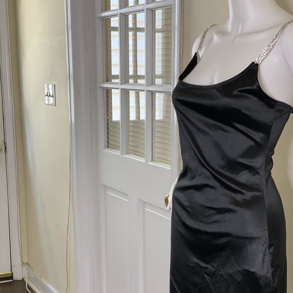 Satin & diamond dress - Picture 1 of 6